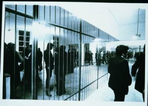 MICHELANGELO PISTOLETTO Gabbia, 1962-74 serigrafia su acciaio inox lucidato a specchio, cm 230x375