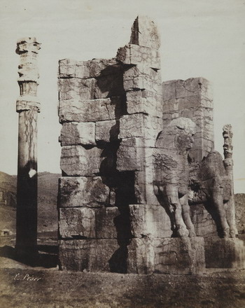 04 Pesce Luigi_ridimensionare Luigi Pesce Rovine di Persepoli, 1858 carta salata albuminata, da negativo di carta Firenze, Raccolte Museali Fratelli Alinari